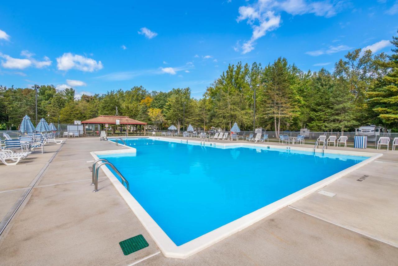 Rondout Valley Camping Resort Deluxe Park Model 11 Accord Eksteriør billede