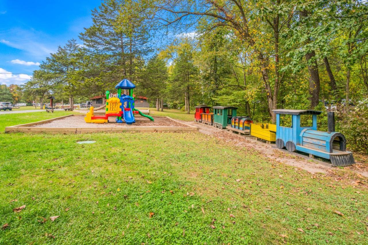 Rondout Valley Camping Resort Deluxe Park Model 11 Accord Eksteriør billede